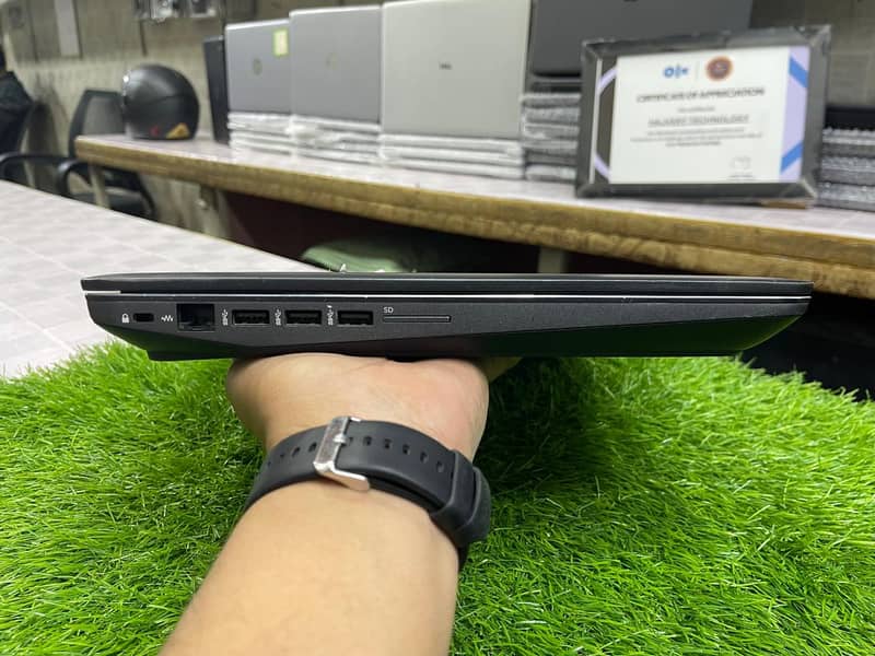 HP ZBook 17 G3 i7 6th 4 GB Nvidia (0322-8832611) 11