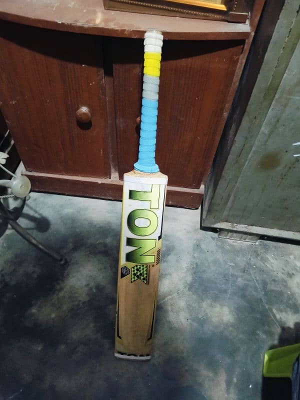 English willow bat First Class level bat 0