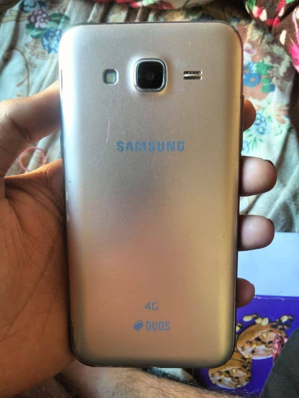 Samsung J5 2015 2gb ram 8 gb memory whatsapp 03075351407 2