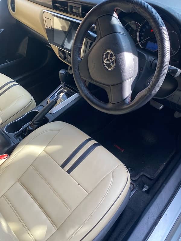 Toyota Corolla GLI Automatic 2018 3