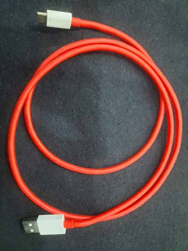 Oneplus 9 with genuine charger PTA approved. 8