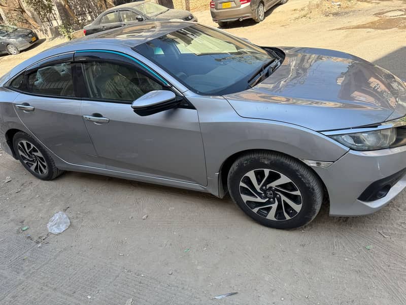 Honda Civic Oriel ug 2018 new metar 8