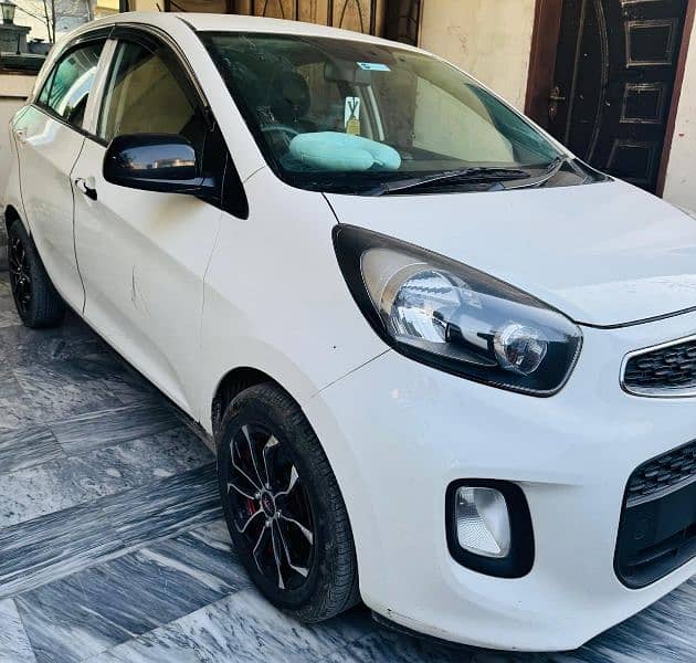 KIA Picanto 2022.   original total bumper to bumper genuine 2