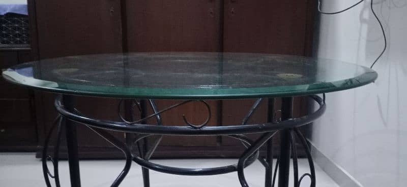 Round Table Glass Top 3