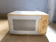 ORIGINAL WEST POINT MICROWAVE OVEN