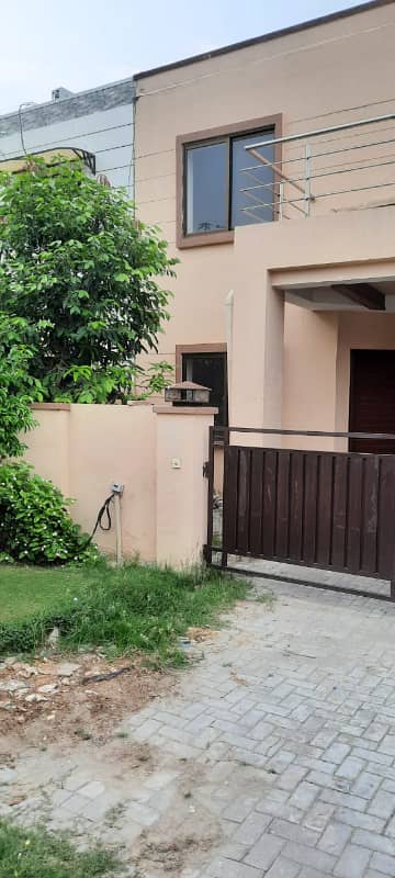 05MARLA DOUBLE STORY HOUSE AVAILABLE FOR SALE AT PRIME LOCATION IN KHAYABAN-E-AMIN N BLOCK 2