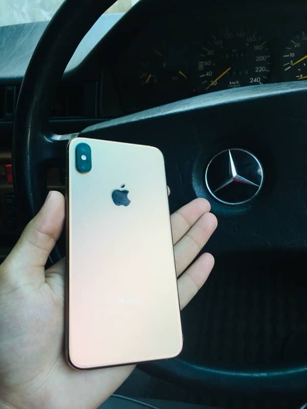 iphone XS Max pta approved 1