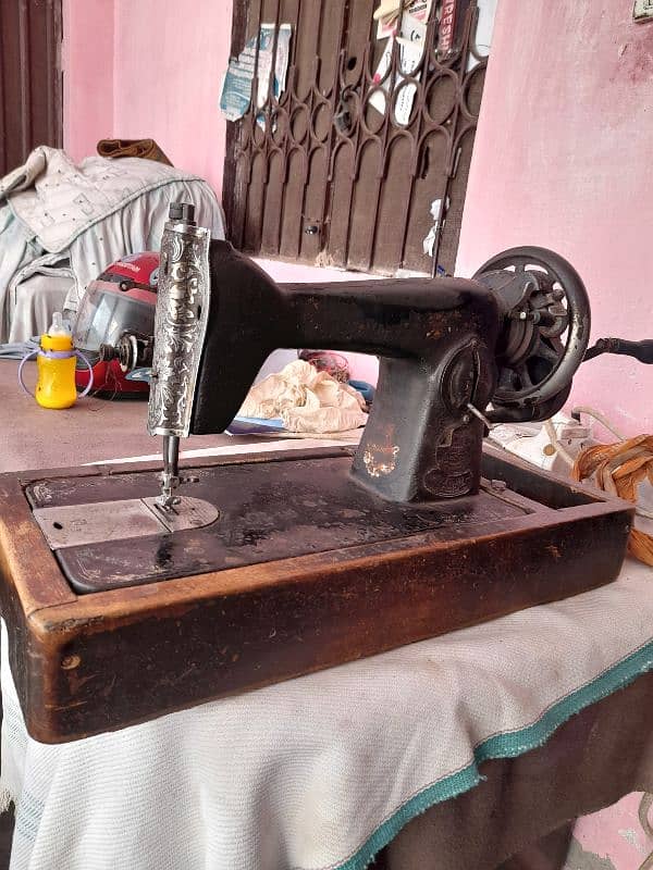 sewing machine made in Japan 1