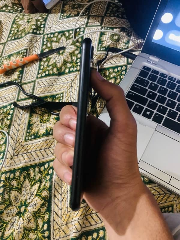 iphone xr nonpta urgent sale 4