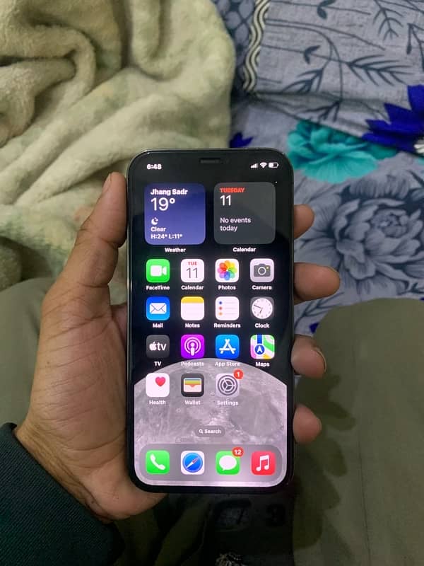 I phone 12 pro factory unlock 1