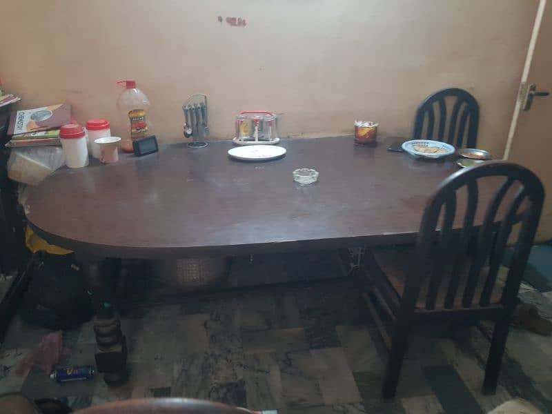 DINING TABLE WITH 4 CHAIR ! 3