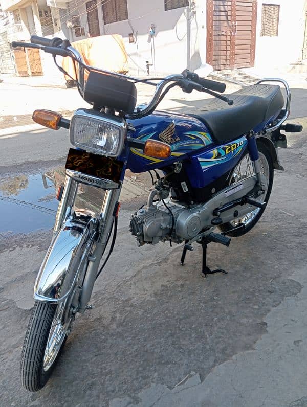 Honda CD 70 (Blue) 0