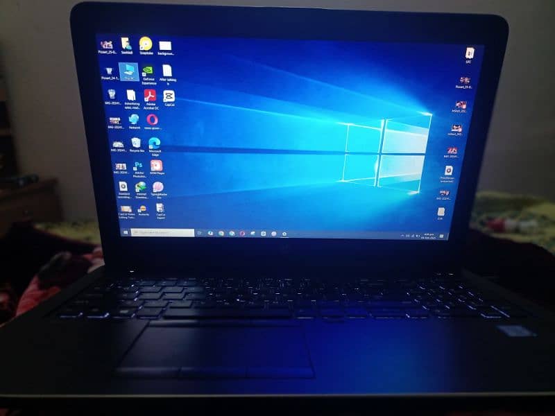 Hp Laptop (workstation) 6