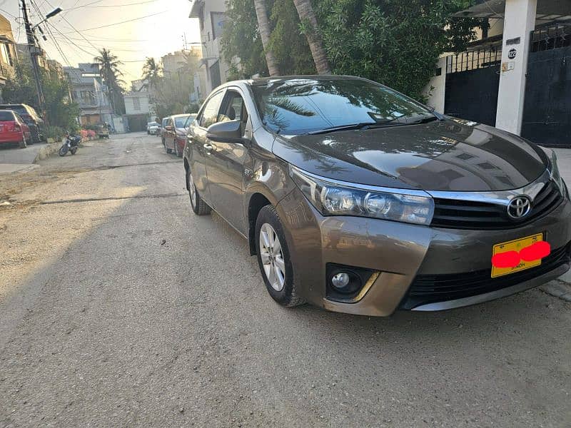 Toyota Corolla Altis 2015 1