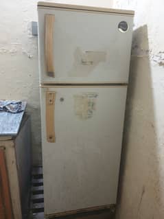 fridge all ok kompressor 100% just condition thori ruf hai