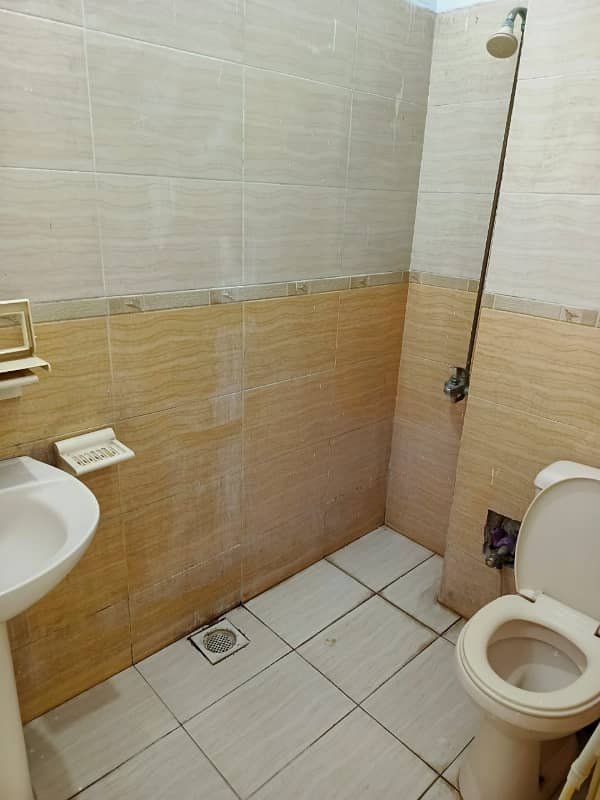 2 Bedroom Flat For Rent In G-13 3