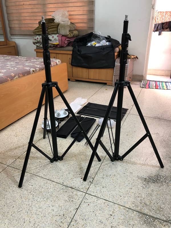 4 in 1 Bulb soft box complete kit with 1 Rayrow tripod with bag 5