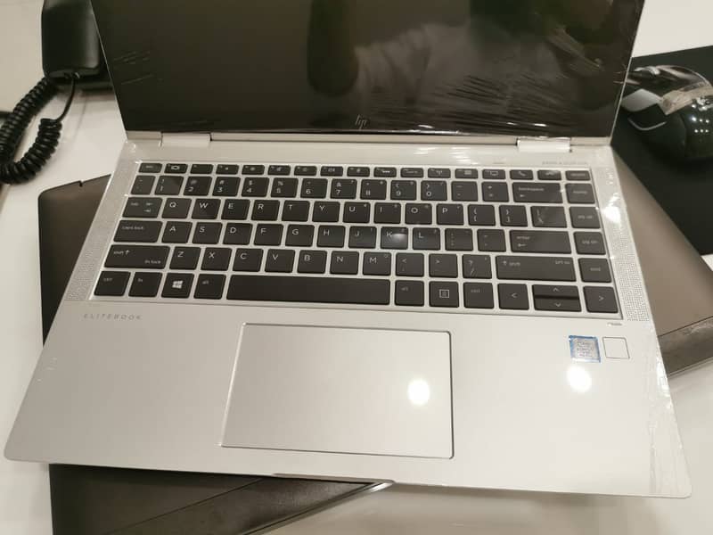 HP Elitebook 1040 G6 Core i7 8th Generation x360 Touch like specture 12