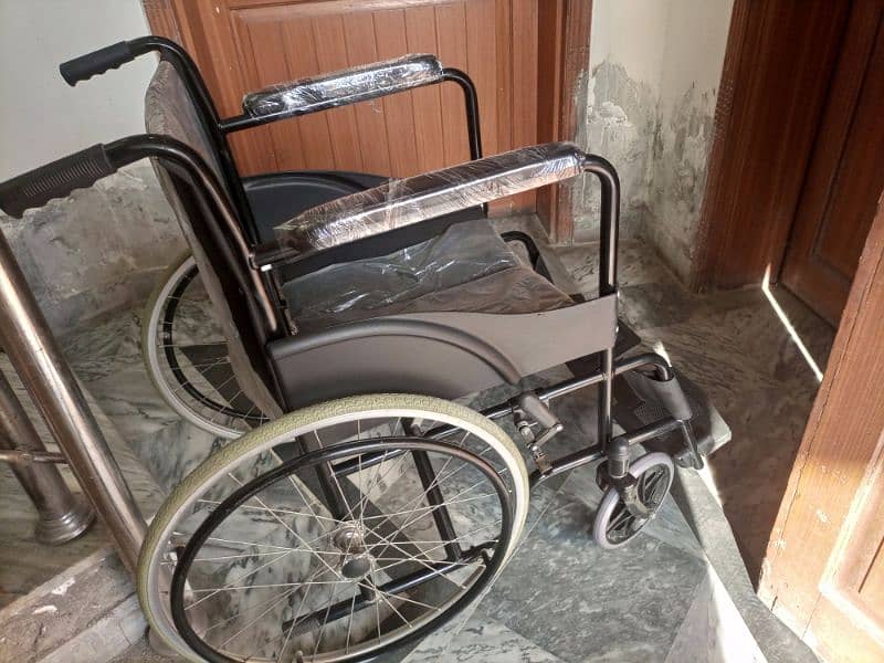 Almost New Condition wheel chair for sale 4