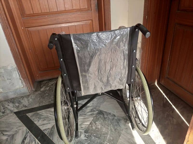 Almost New Condition wheel chair for sale 6