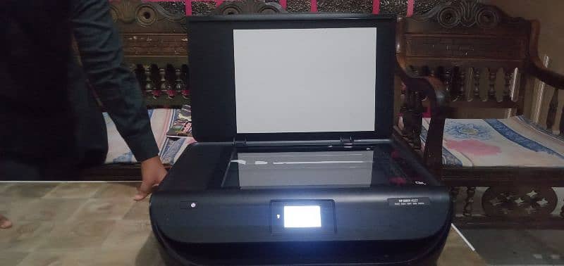 Hp ENVY 4520 printer. scanner for sale 2