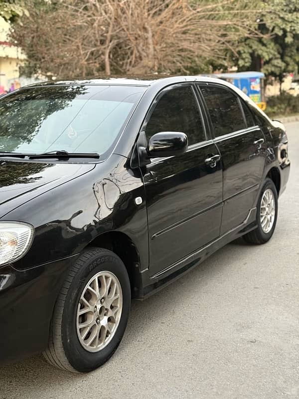 Toyota Corolla Altis SE Saloon 2