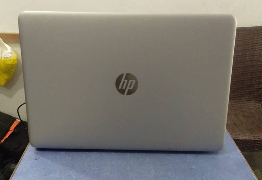 HP Elitebook 850 G3 8GB DDR4 Ram Core i5 6th Generation 6