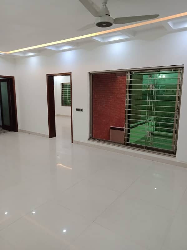 Kanal Upper Portion Facing park For Rent Wapda Town 2