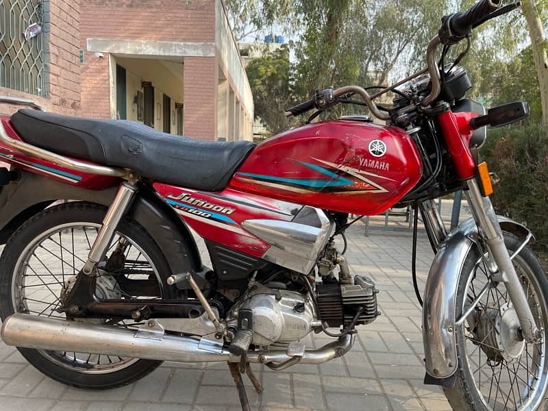 Motorcycle Yamaha Junoon YD 100 2