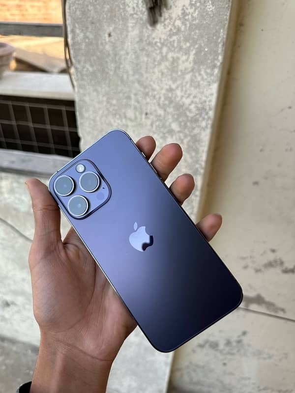 iphone 14 Pro Max ( DeeP PurpLe ) 128gb j. V 03269969969 whatspp or sim 10