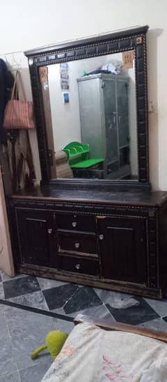 Dressing table with sofa set