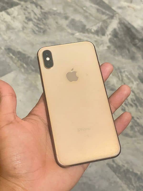 iphone xs 3