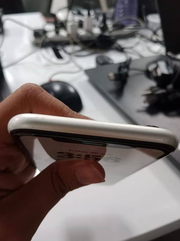 iphone 11 FU 0