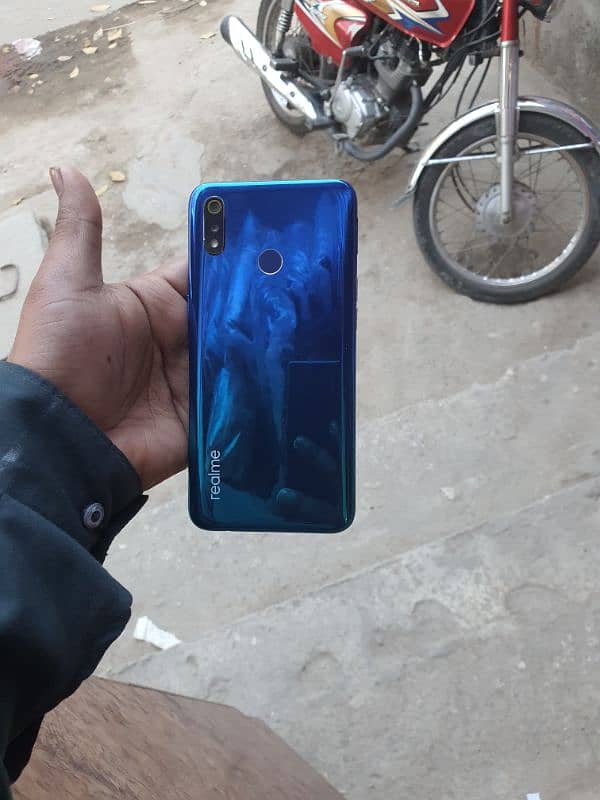 realme 3 urgent sale 3