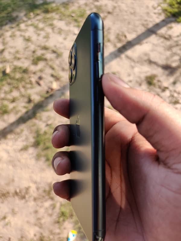 iPhone 11 Pro 256GB PTA Approved 2