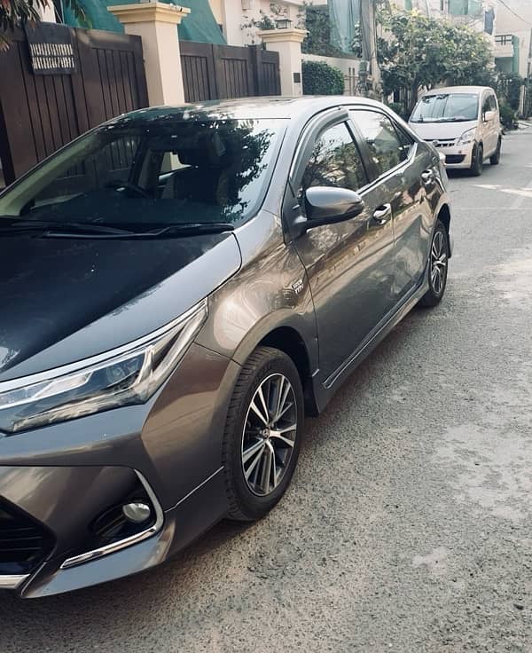 Toyota Corolla Altis 2021 3