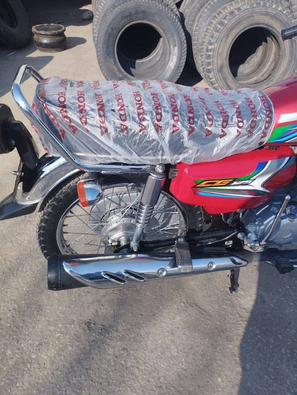 Honda 125 2023 5