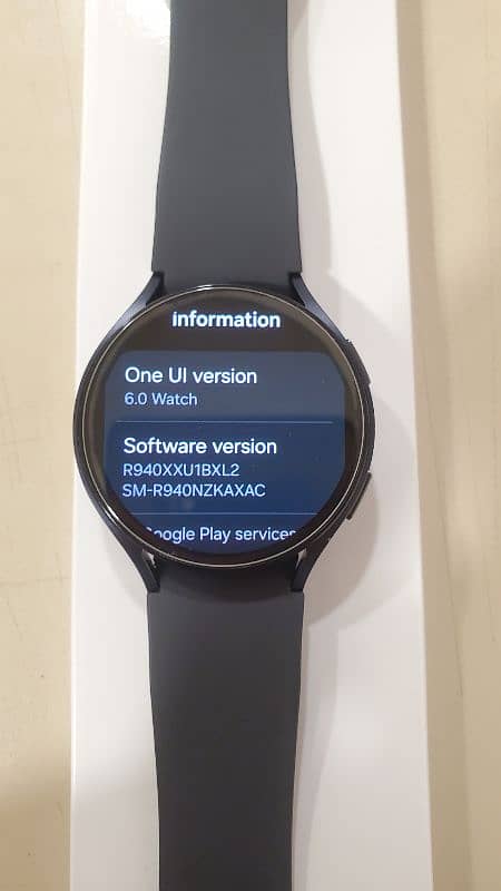 Samsung Galaxy Watch 6 44mm Model SM-R940 10