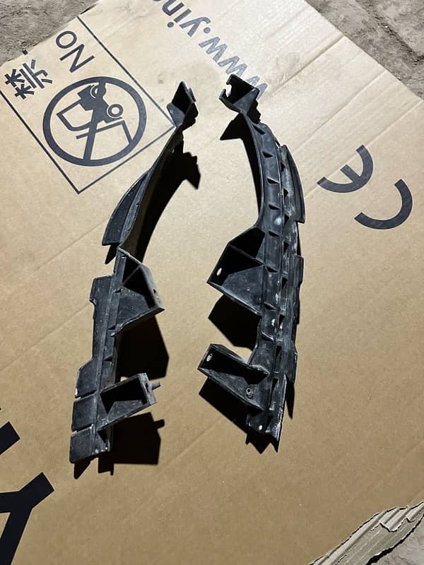 Mazda rx8 headlights brackets 0