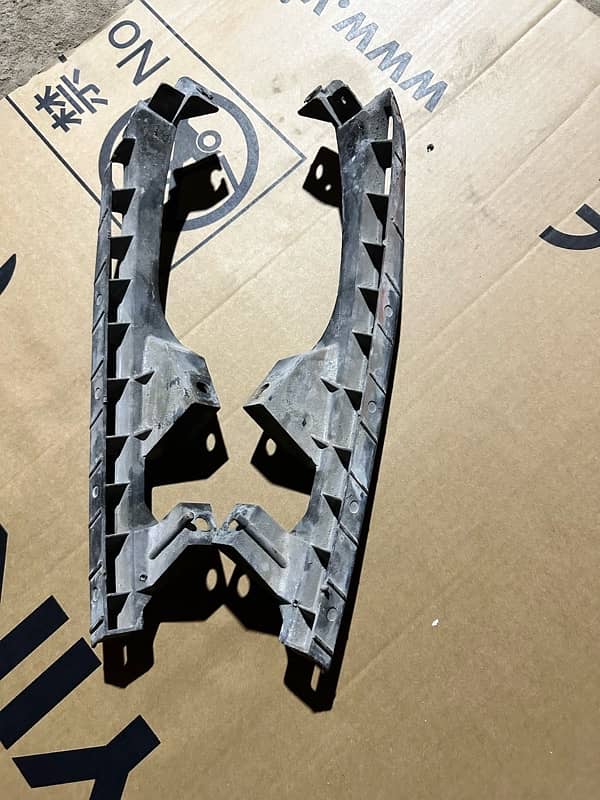 Mazda rx8 headlights brackets 1