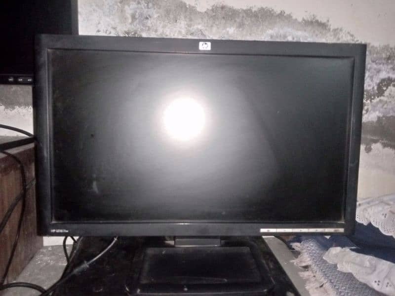 Hp 18.5 inch LCD far sale urgent 0