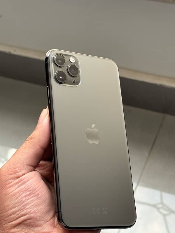 iPhone 11 Pro Max factory unlock non pta 64 Gb grey 0