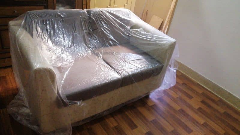 2seter sofa reasonable price 0