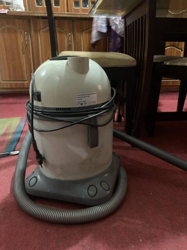 vacuum cleaner 3