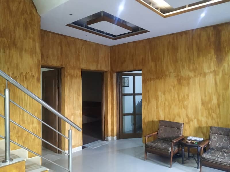 Good Prime Location 10 Marla House For Sale In Askari 5 12