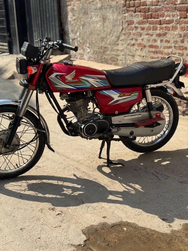 honda 125 2023 lush condition all Punjab number 1