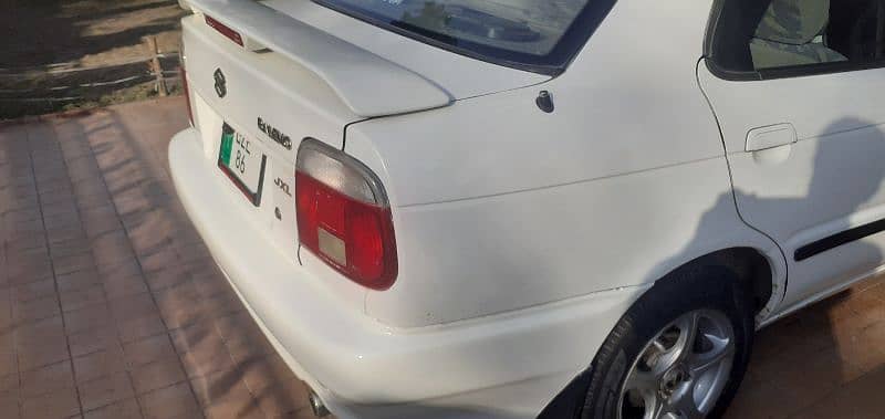 Suzuki Baleno 2004 8