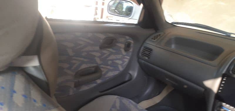 Suzuki Baleno 2004 14