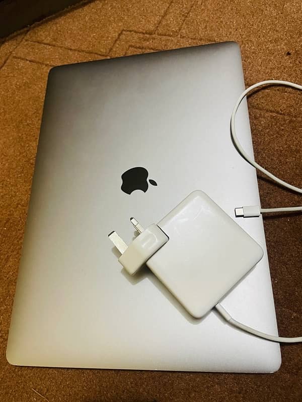 Macbook pro 2018 1