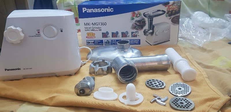 panasonic  meat grinder MK MG  1360 0